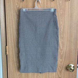 Black and white checkered pencil skirt